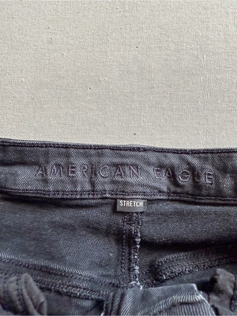 American Eagle Mom Jeans Black High Rise Stretch Denim Size 6 - Picture 3 of 8